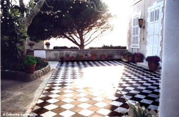 CESCARRAS.jpg (63343 bytes)